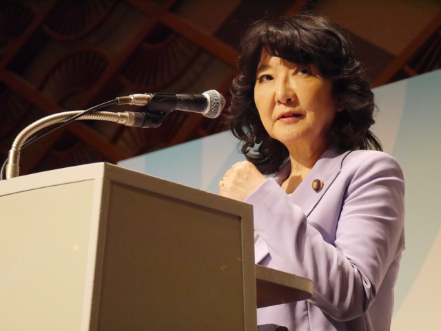 片山さつき髪型変の画像