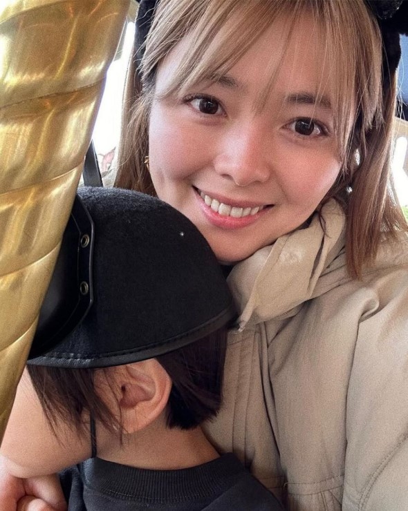 斉藤慎二の子供と妻の瀬戸サオリさんの画像