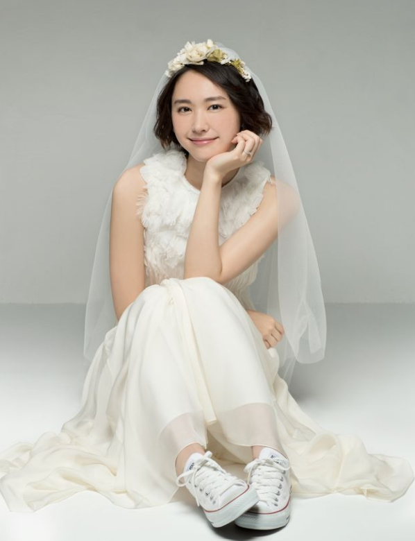 ドラマできたウェディングドレス姿の新垣結衣